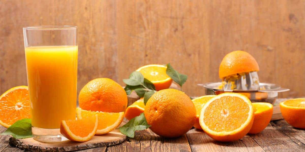 Você está visualizando atualmente Como fazer suco de laranja com hortelã e abacaxi refrescante e delicioso todas vão amar