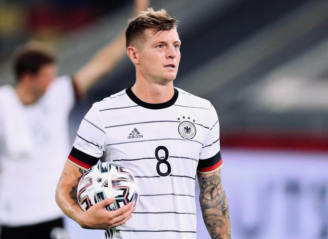 Leia mais sobre o artigo Toni Kroos fora do Real Madrid: descubra seu patrimônio milionário